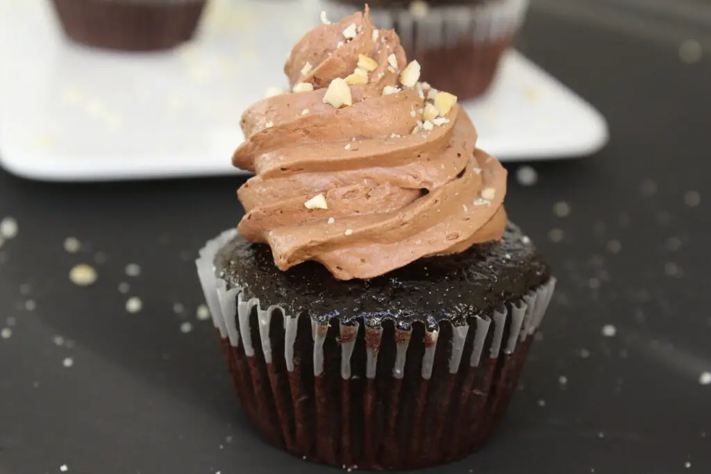 peanut butter chocolate cupcakes