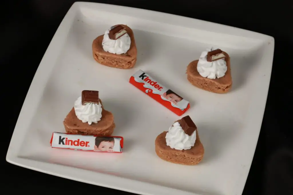 easy kinder cheesecake recipe