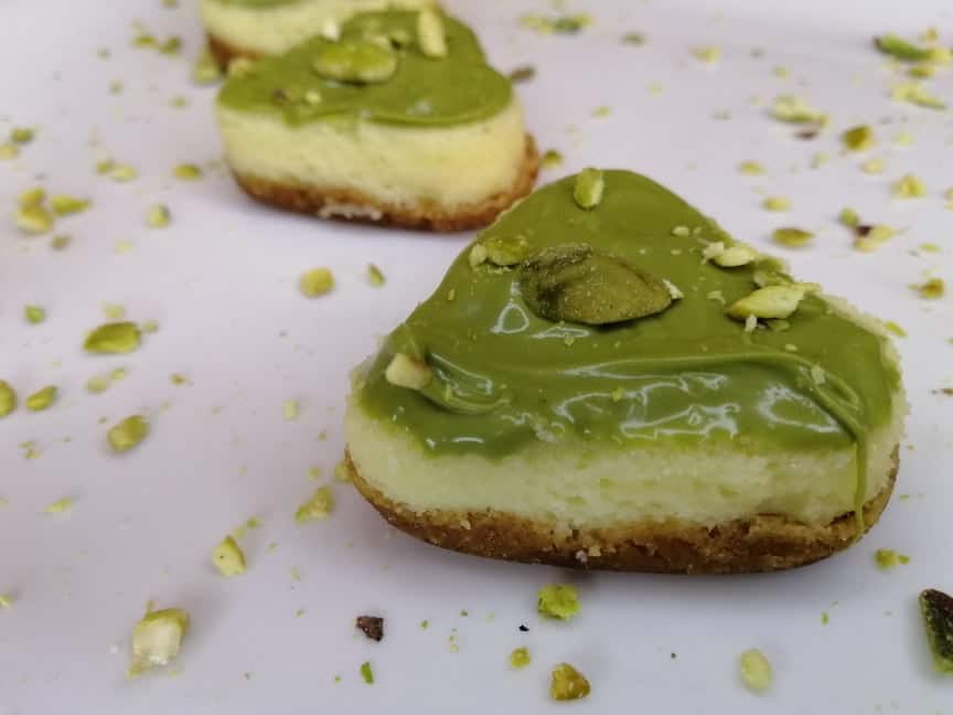 philadelphia pistachio cheesecake