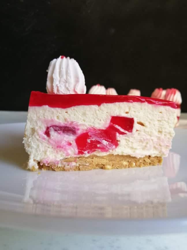 strawberry jello cheesecake