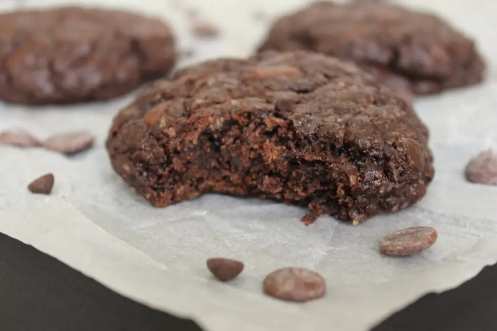 big chewy chocolate chip cookies