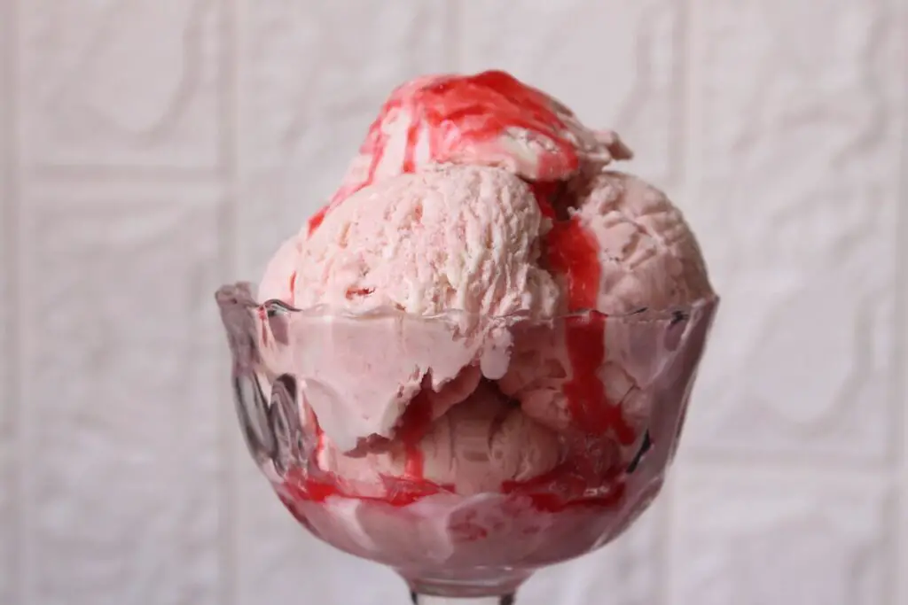 frozen strawberry ice cream recipe