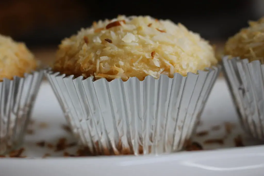 simple coconut cupcakes