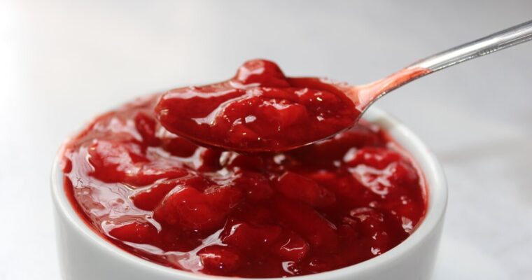 Best Homemade Strawberry Sauce (Topping)