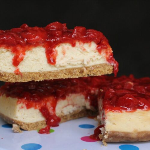 eggless baked strawberry cheesecake