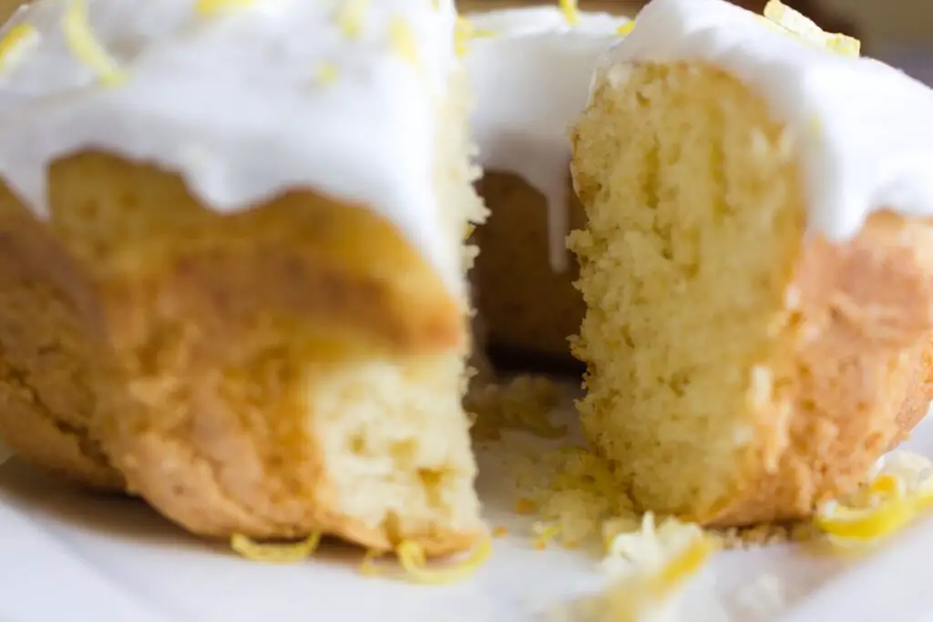 lemon velvet cake with lemon cream cheese frosting