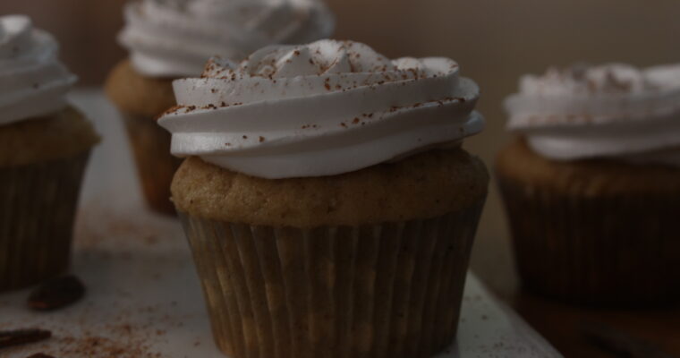 Churro Cupcakes (Cinnamon Cupcakes)