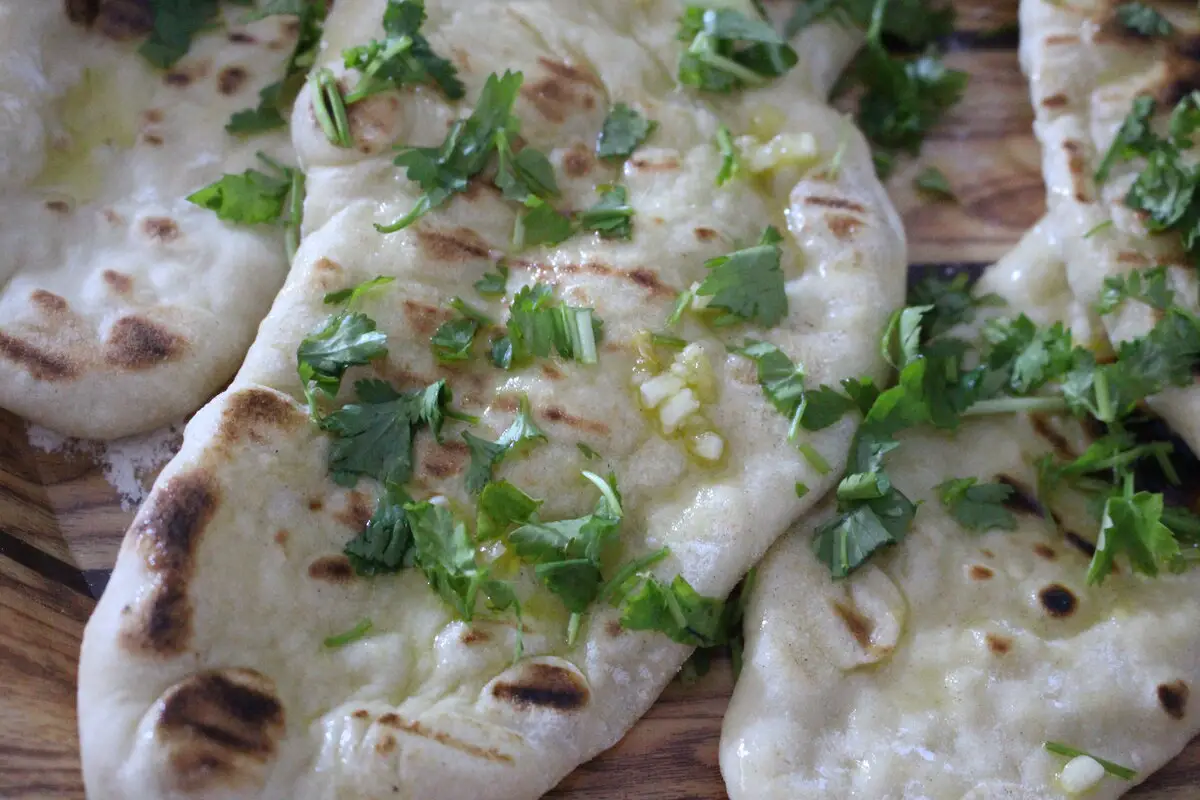 garlic naan bread