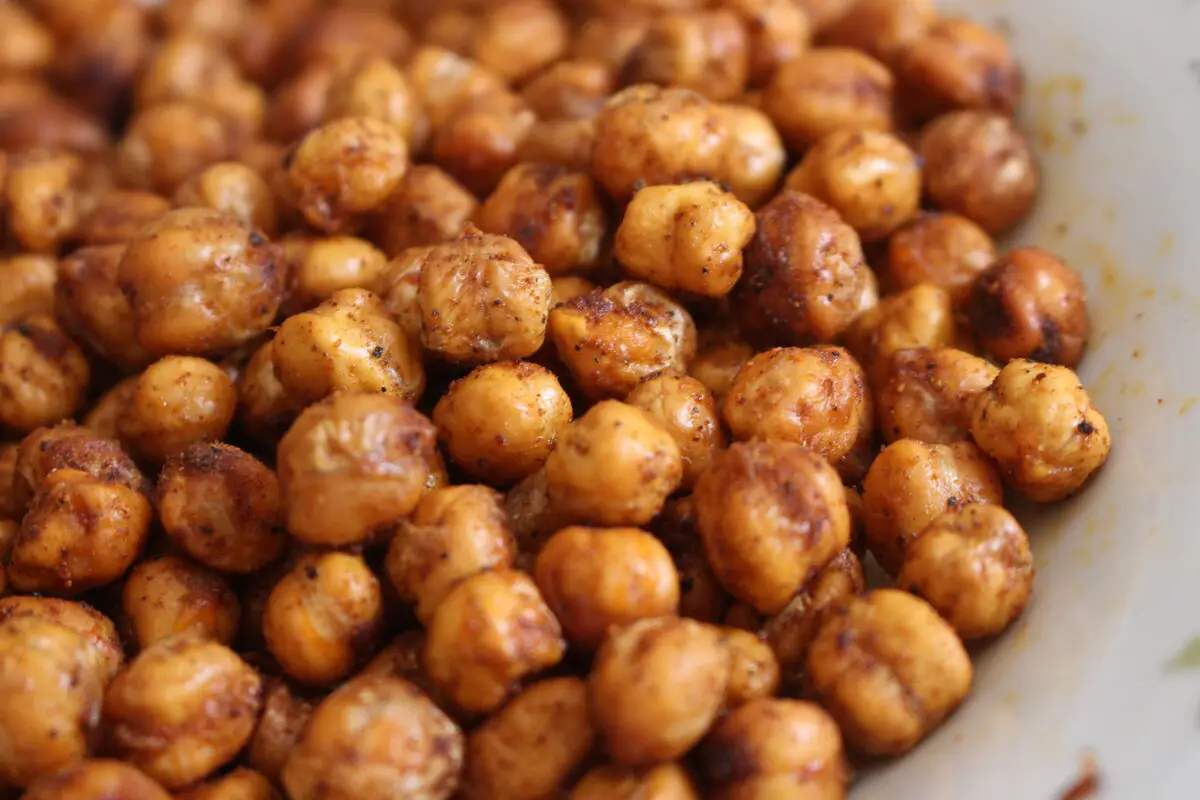 roasted chickpeas snacks