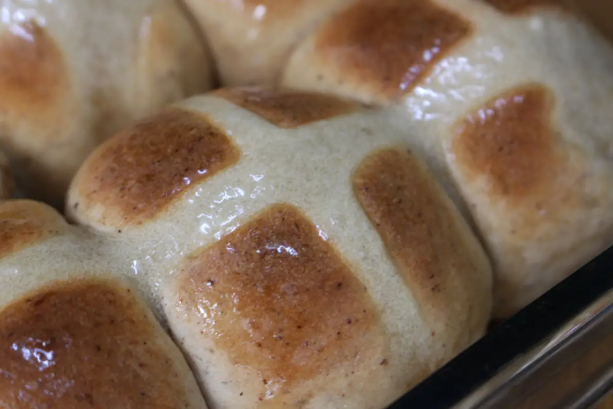 hot cross buns