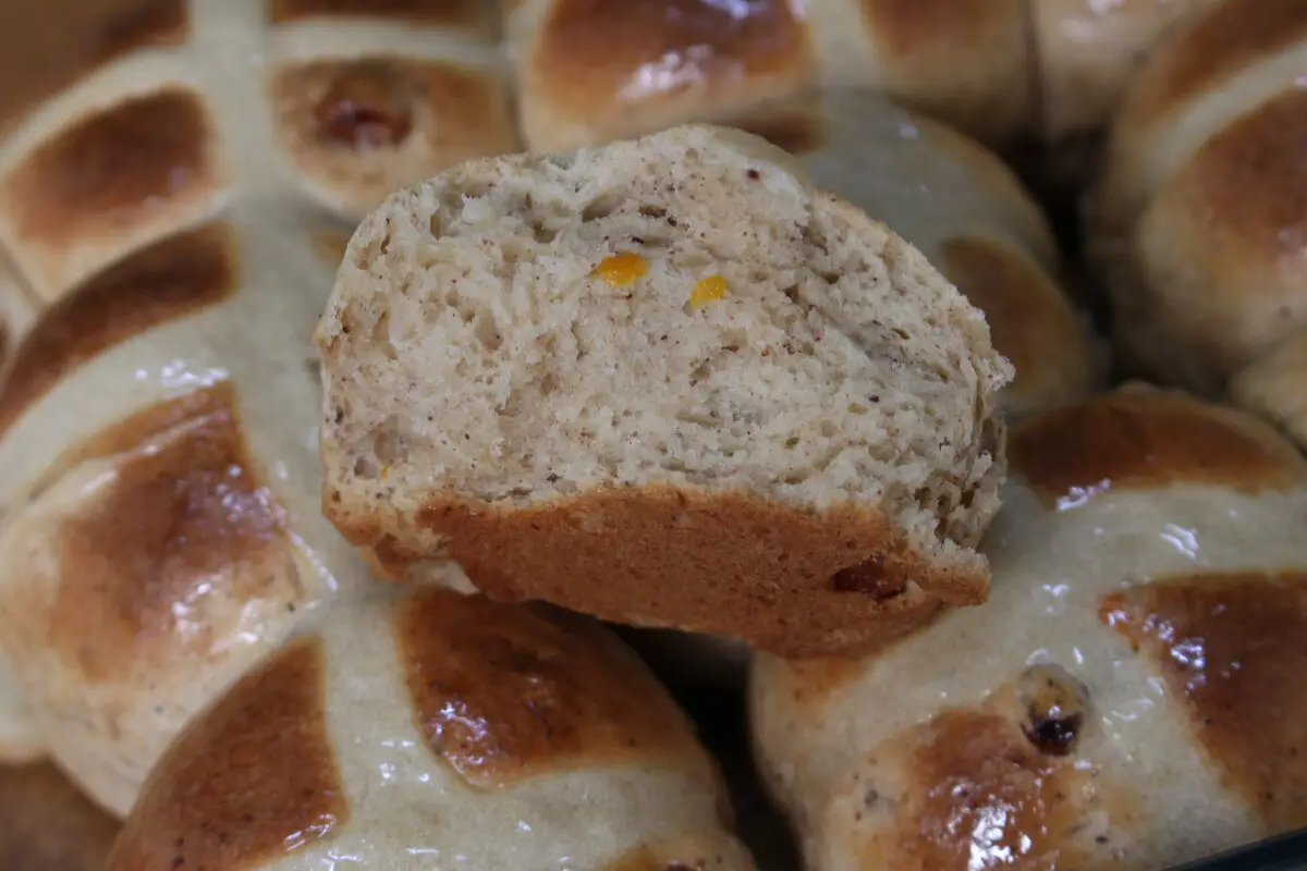 soft cross buns