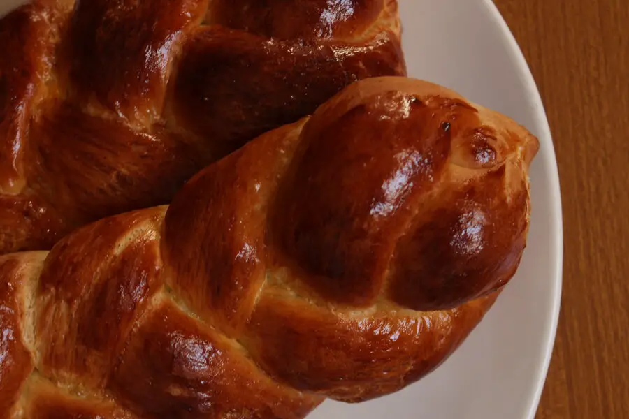 challah bread